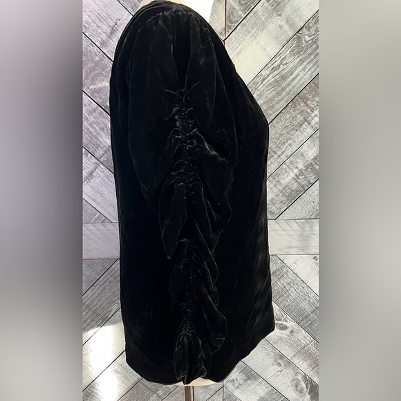 jOIE WAYMAN NWT ONE-SHOULDER VELVET TOP.   SIZE 8 - Picture 8 of 9